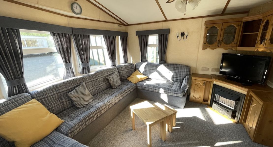 Abi Cotswold